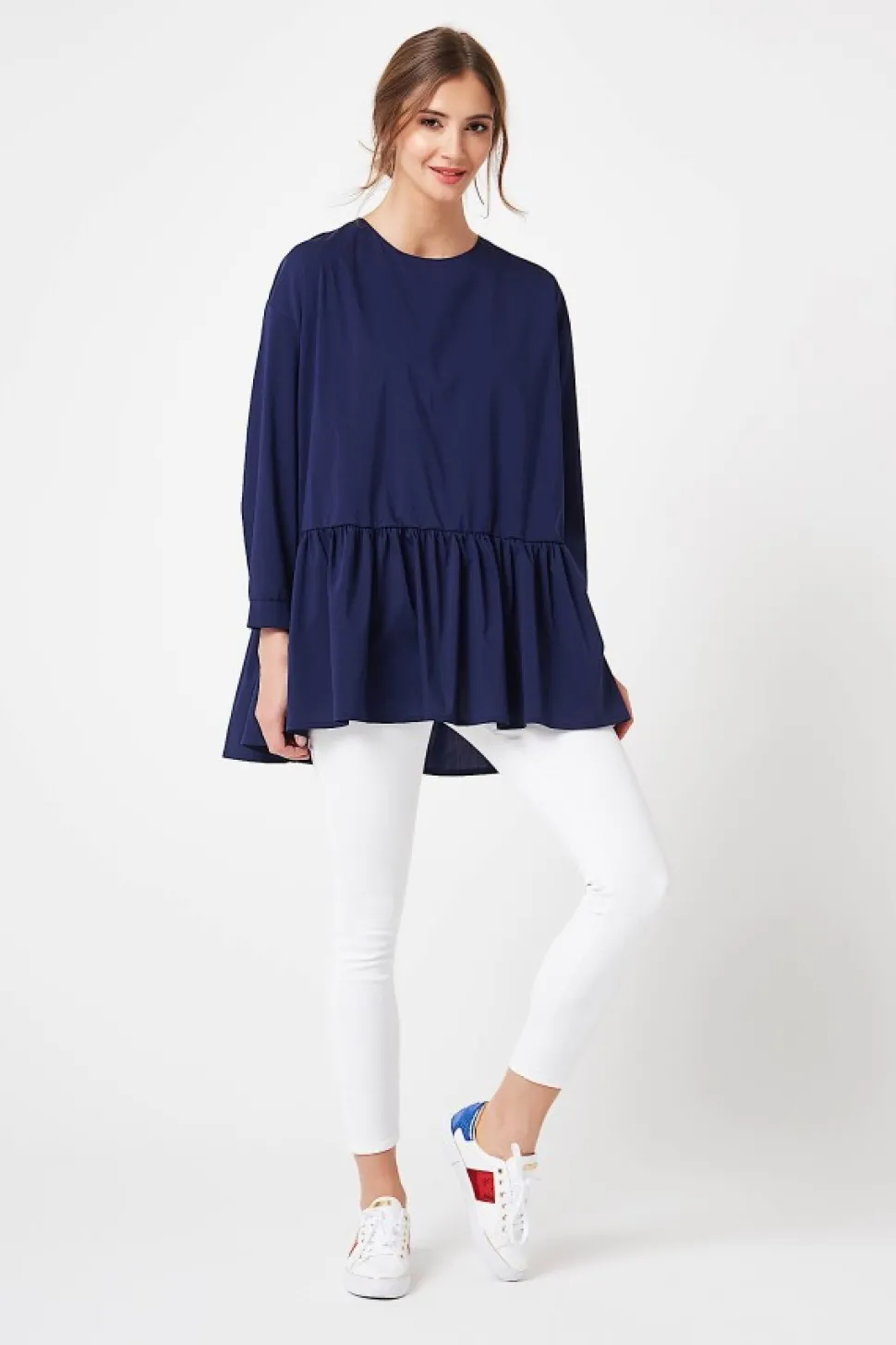 Bluza oversize zapinana z tyłu - granatowa