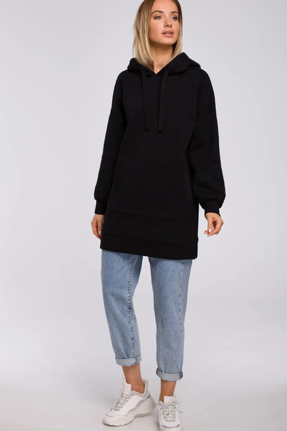 Bluza oversize z kieszenią typu kangurek - czarna
