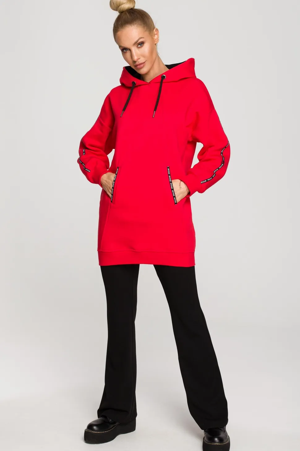 Bluza oversize z lampasami i kapturem - czerwona