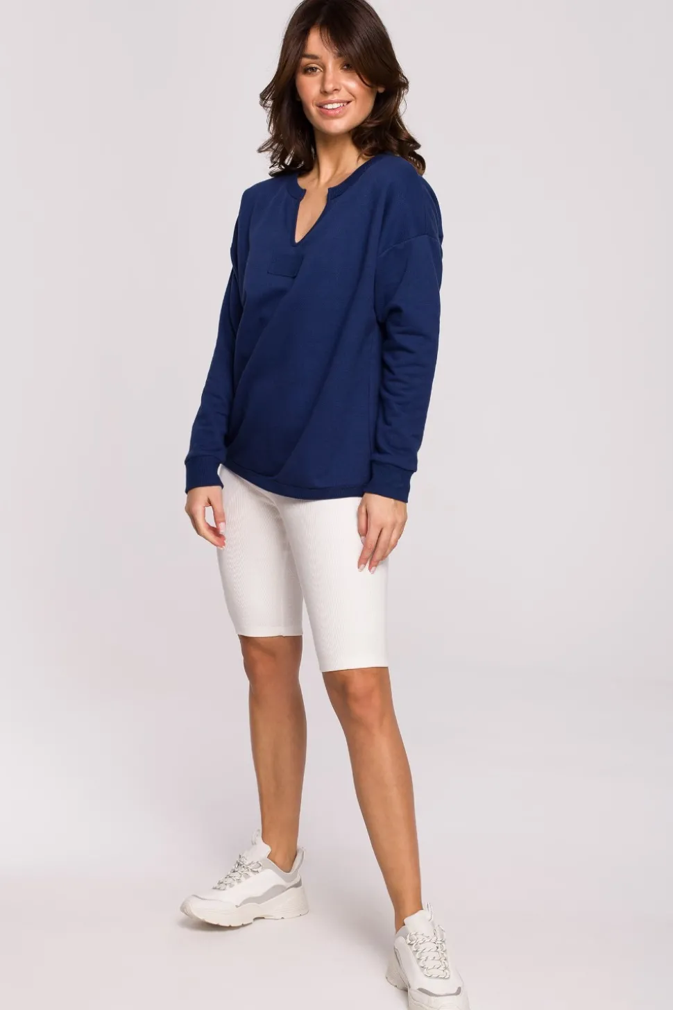 Bluza z wycięciem w dekolcie - atramentowa