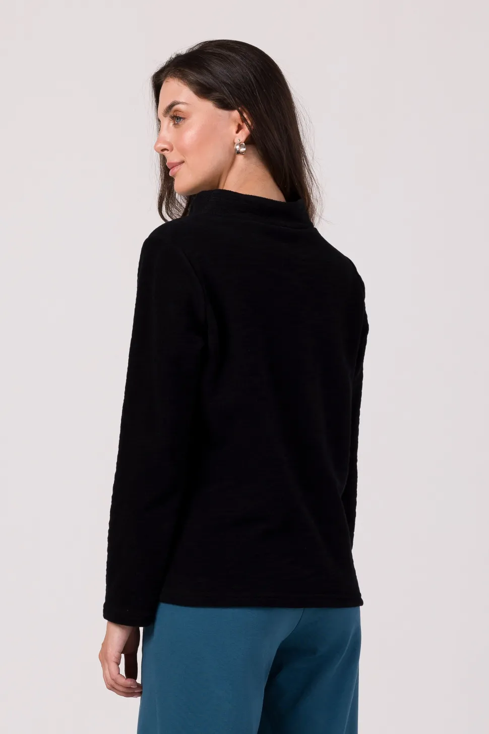 Bluza z wysokim kołnierzem - czarna
