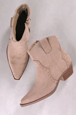 Buty do kostek na grubym obcasie Arumia - jasnobeżowe