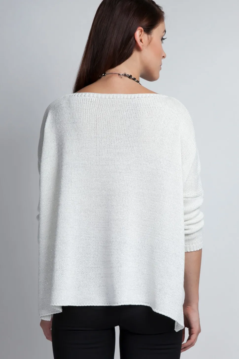 Ciepły sweter damski typu oversize - ecru