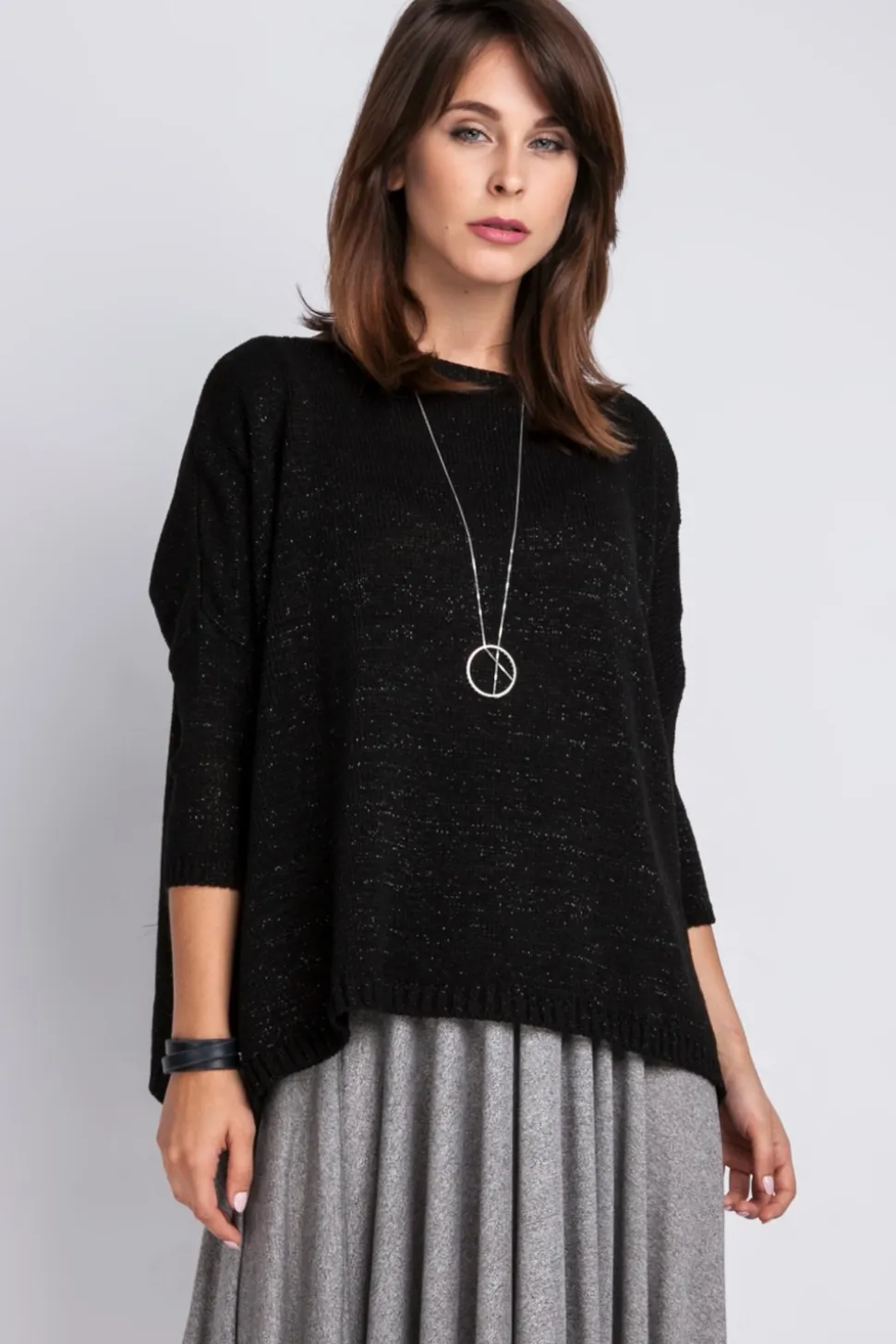 Ciepły sweter damski typu oversize - czarny
