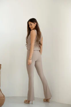 Dopasowane legginsy prążkowane z nogawką typu bootcut - cappuccino