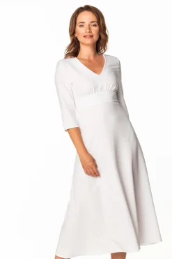 Długa sukienka z rozkloszowanym dołem - biała
