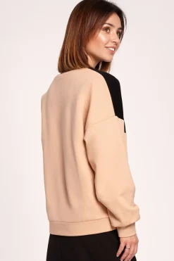 Dwukolorowa bluza o luźnym kroju - model 3