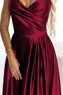 Elegancka sukienka maxi na ramiączkach - bordowa