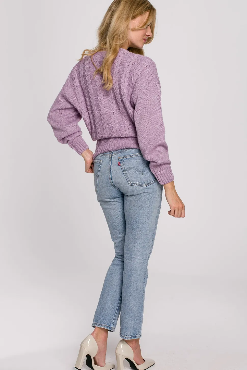 Krótki sweter na zakładkę - liliowy