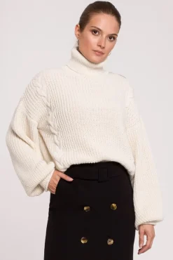 Krótki sweter z golfem - kość słoniowa