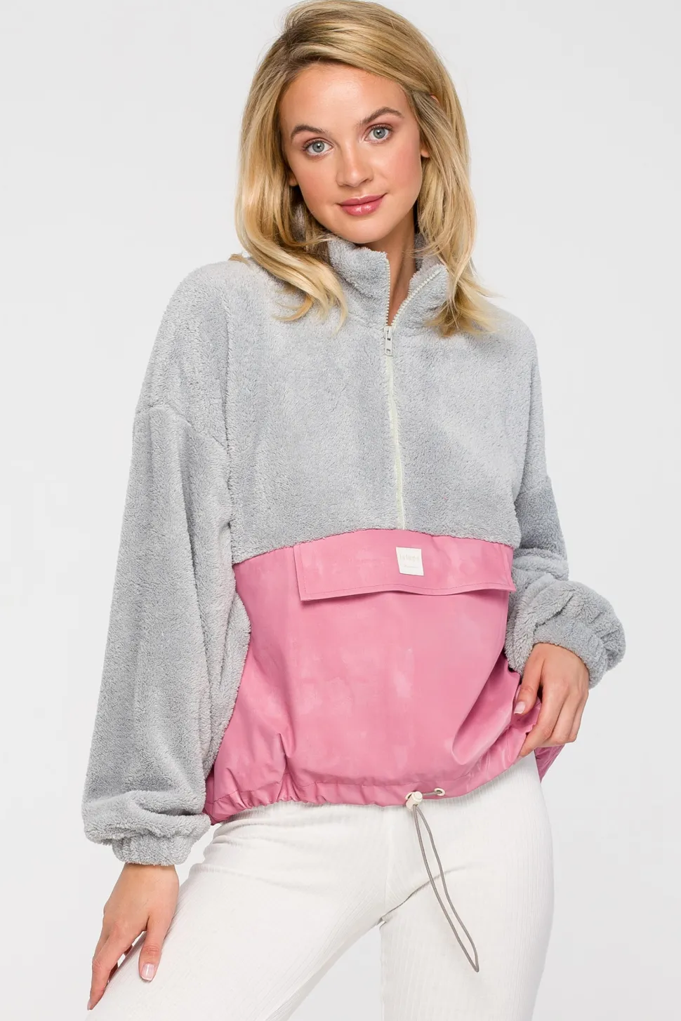 Luźna bluza pluszowa z kieszenią - model 2