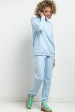 Prosta bluza dresowa - jasnoniebieska