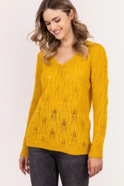 Sweter ażurowy w warkocze – żółty