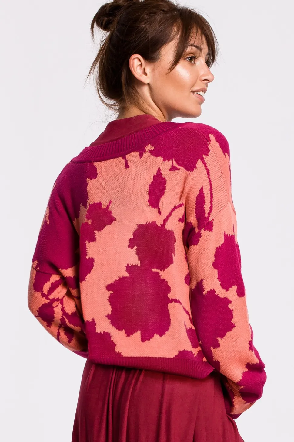 Sweter w kwiaty - model 4