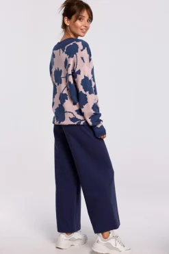 Sweter w kwiaty - model 2