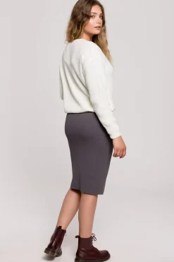 Sweter z dekoltem w serek - ecru