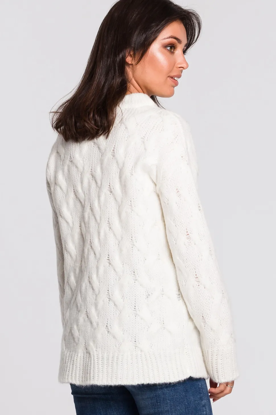Sweter ze splotem typu warkocz - ecru