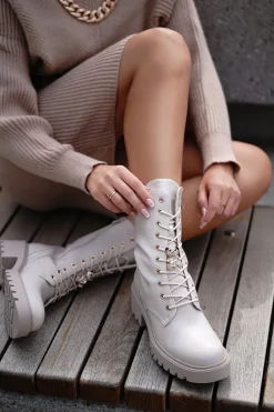 Sznurowane buty Blair - beżowe