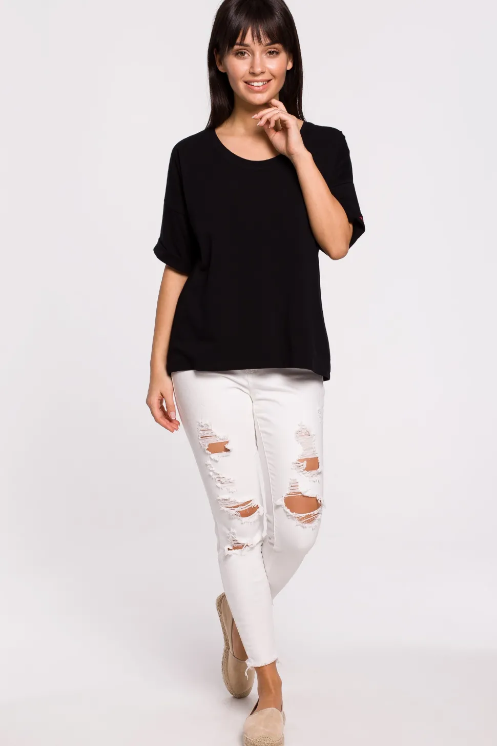 T-shirt oversize z okrągłym dekoltem - czarny