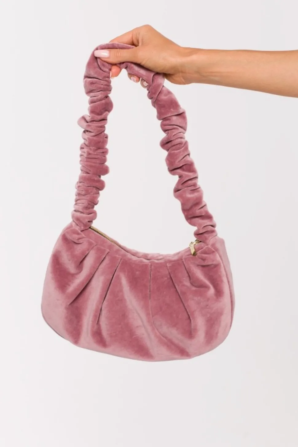 Welurowa torebka na ramię - brudny róż
