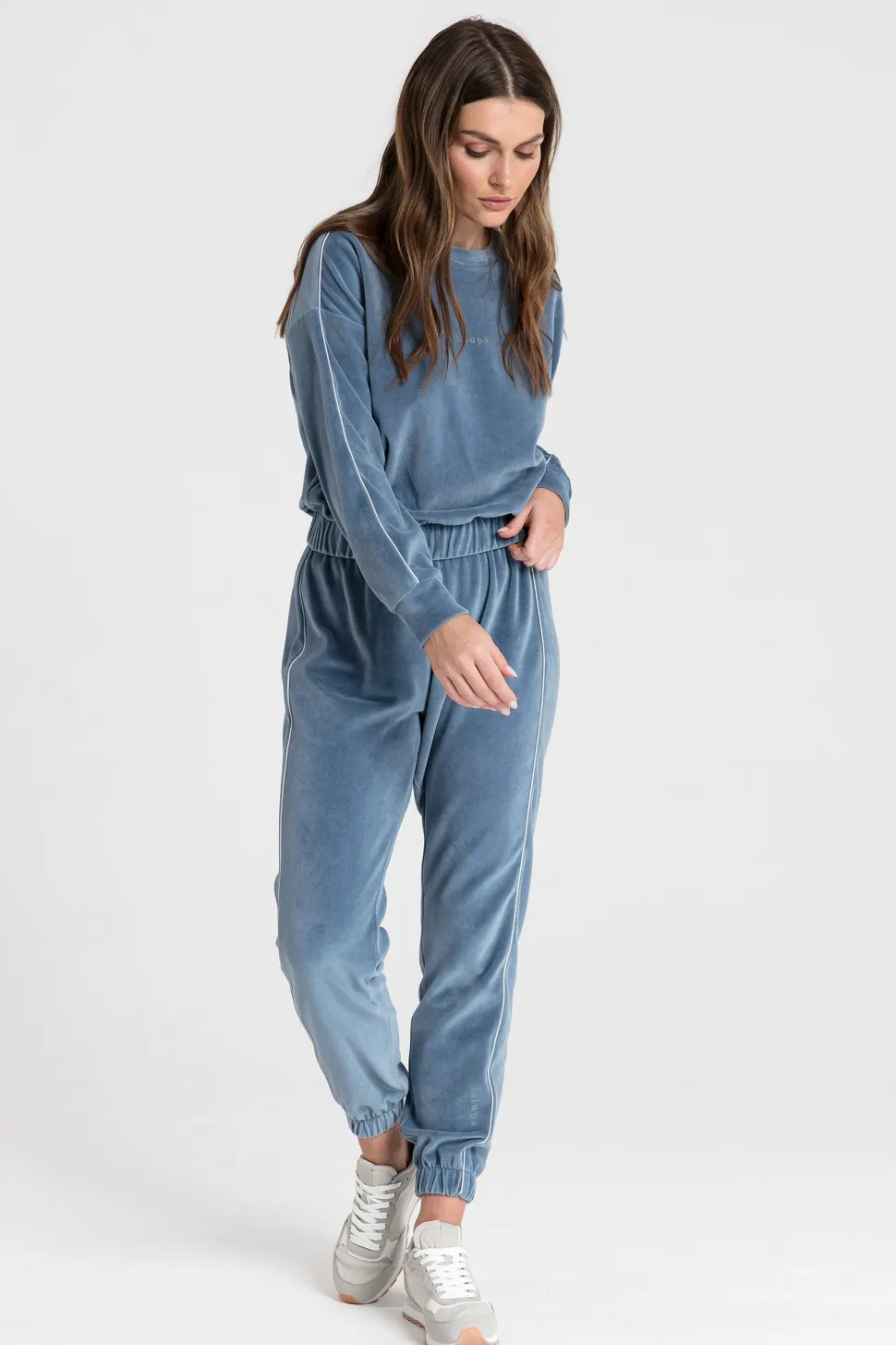 Welurowa bluza z wypustką - niebieska