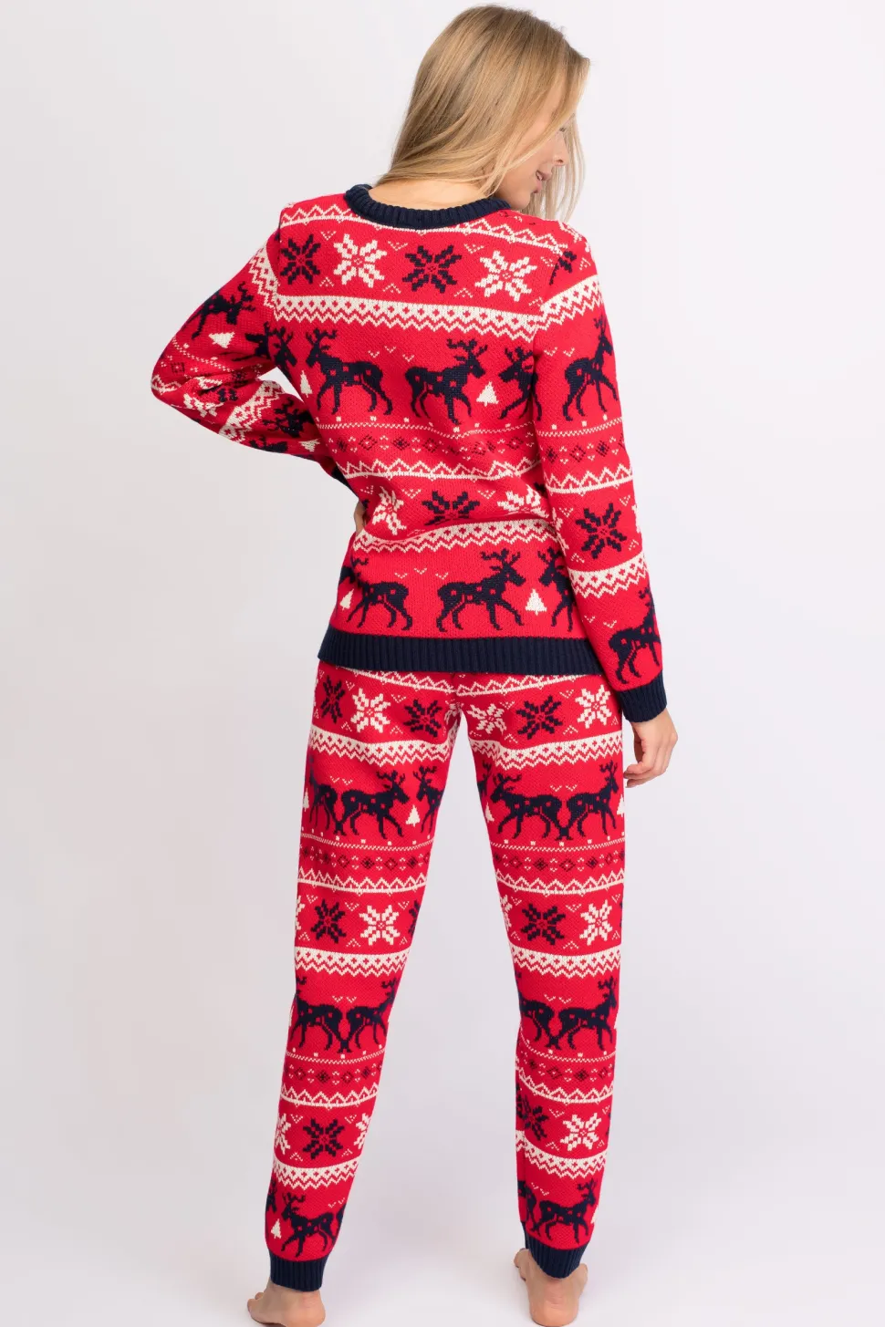 Świąteczny sweter w renifery - czerwony