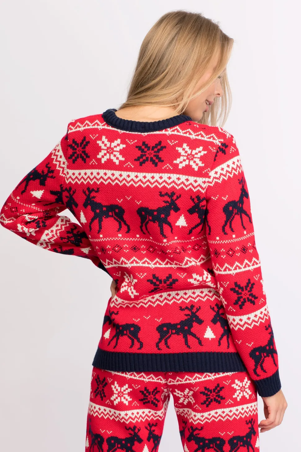 Świąteczny sweter w renifery - czerwony