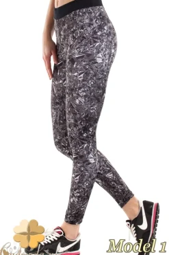 Wyszczuplające legginsy sportowe we wzory - model 1